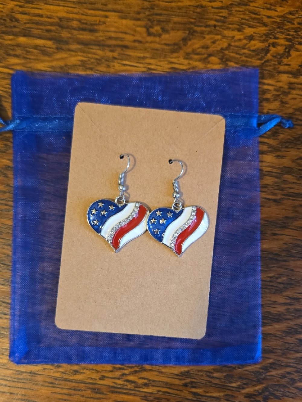 ♦️Heart Shaped Patriotic Red White & Blue Earrings FINAL PRICE - Picture 8 of 8